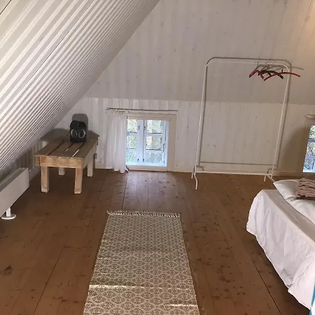 Alsbrogaard Bed & Breakfast 3*